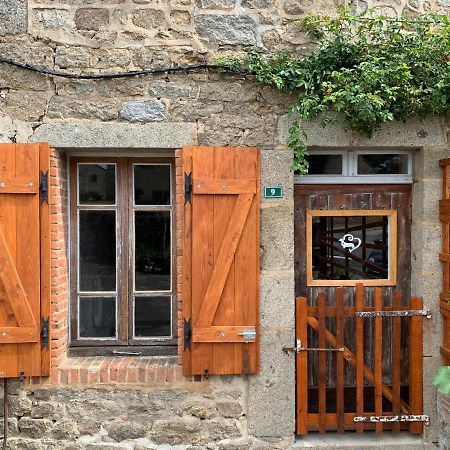 Doxie Cottage Saint-Chabrais Buitenkant foto